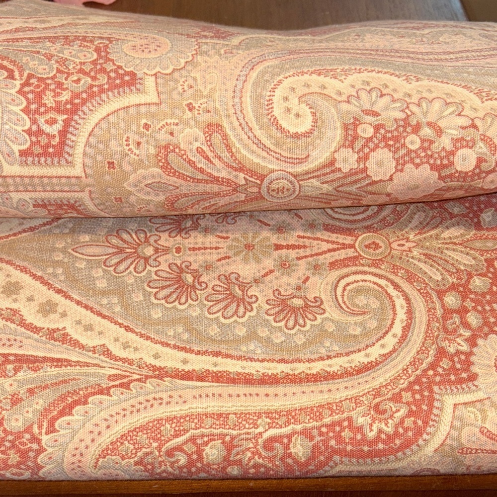 Rare! 12 Yards of Coral/Cream/Grey Paisley Waverly Fabric Chair Curtains Cushion